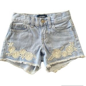 Old Navy shorts🌸